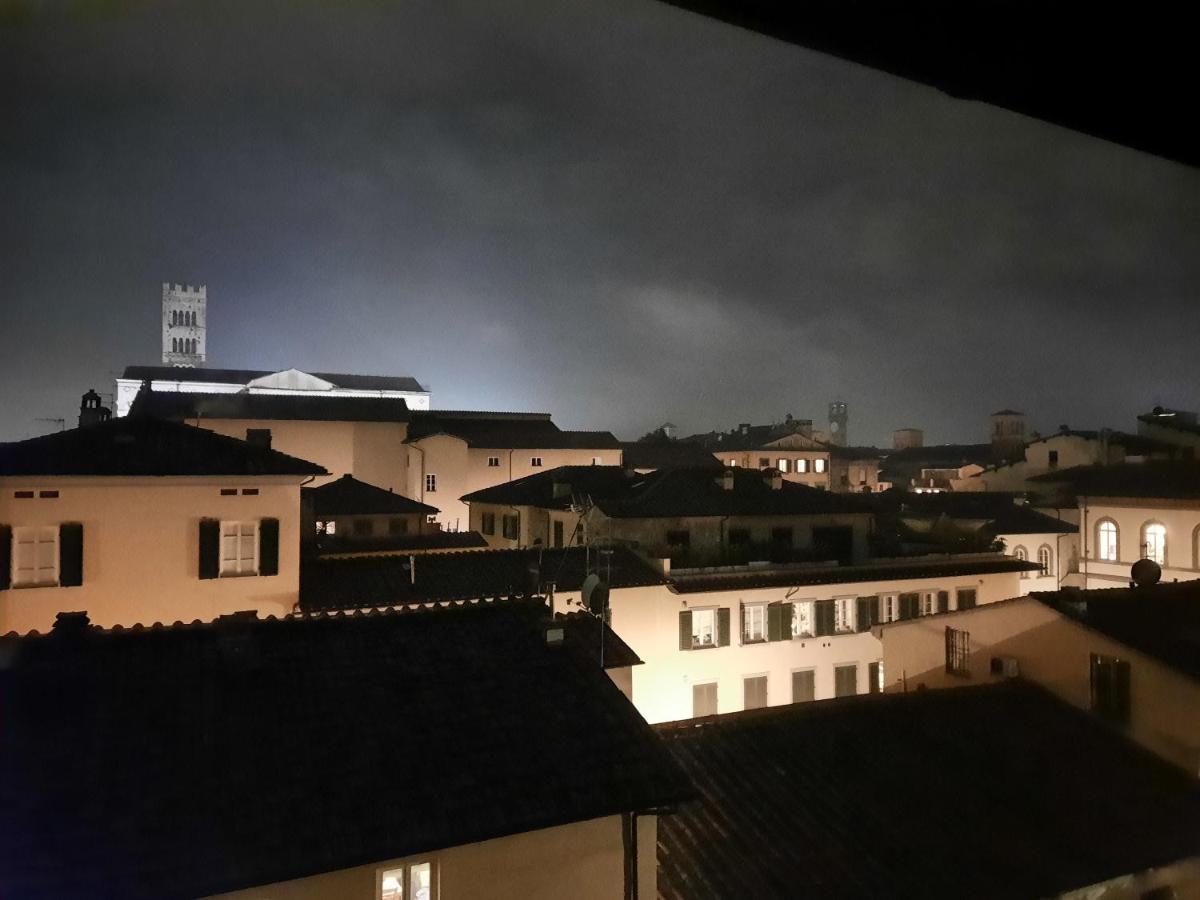 La Terrazza Fra Le Torri Apartment Lucca Exterior photo